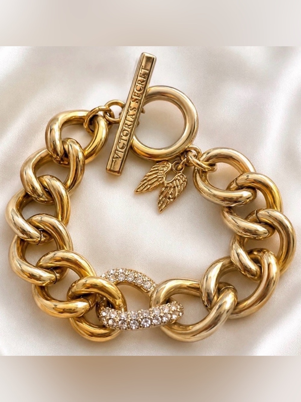 Victoria's Secret Gold Link Toggle Bracelet with Crystal Accent NEW